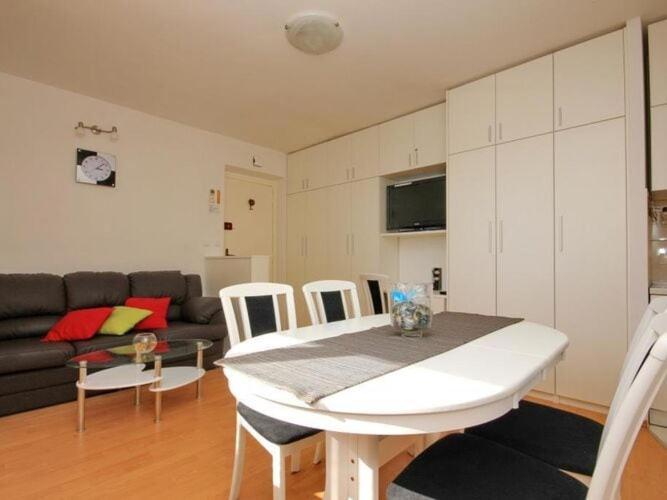 Apartment Charming Arena - One Bedroom Apartment With Terrace And Sea View 두브로브니크 외부 사진